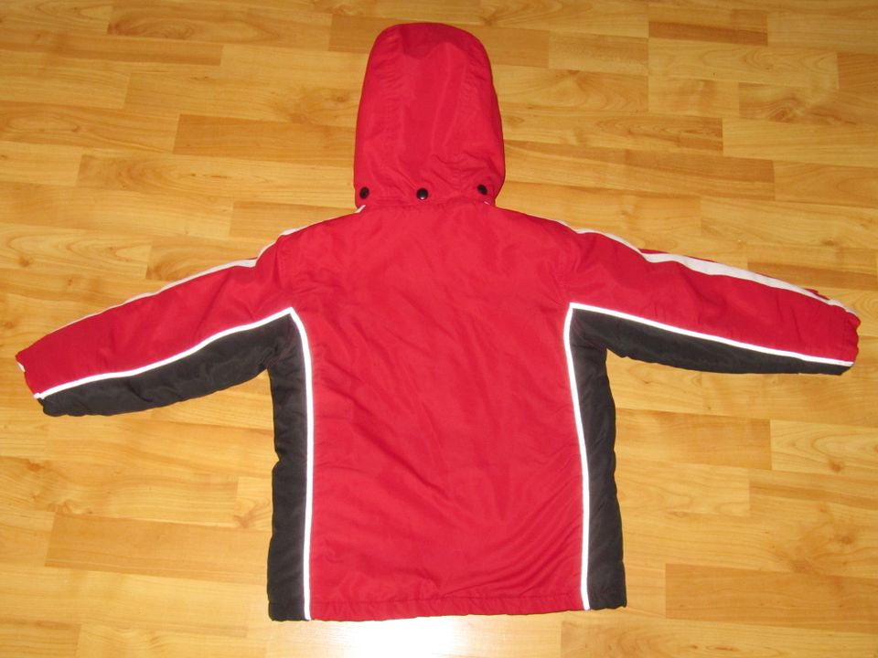 Scout Winterjacke / Skijacke / Schneejacke Größe 122 in Bergneustadt