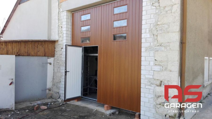 Hoftor container Garagentor haustür trapezblech rolltor schwingtor pflug Schiebetür sektionaltor hallentor gartentor gartentür garagentür doppelflügeltor tor carport hundebox in Falkenberg/Elster