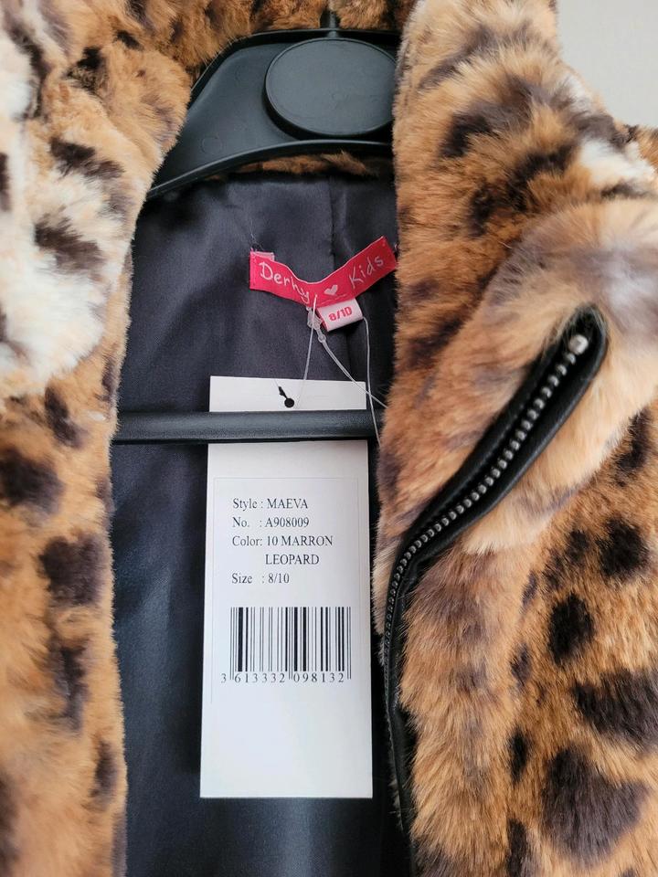 Neu Jacke Plüschjacke Leopard Mädchen Größe 8 bis 10 Jahre in Neustadt (Wied)
