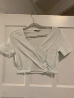 ASOS T-Shirt Damen weiß bauchfrei Hemelingen - Hastedt Vorschau