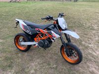 Schlachte KTM 690 SMCR SMC R Enduro Motor Schwinge Felgen CDI Mecklenburg-Vorpommern - Groß Teetzleben Vorschau