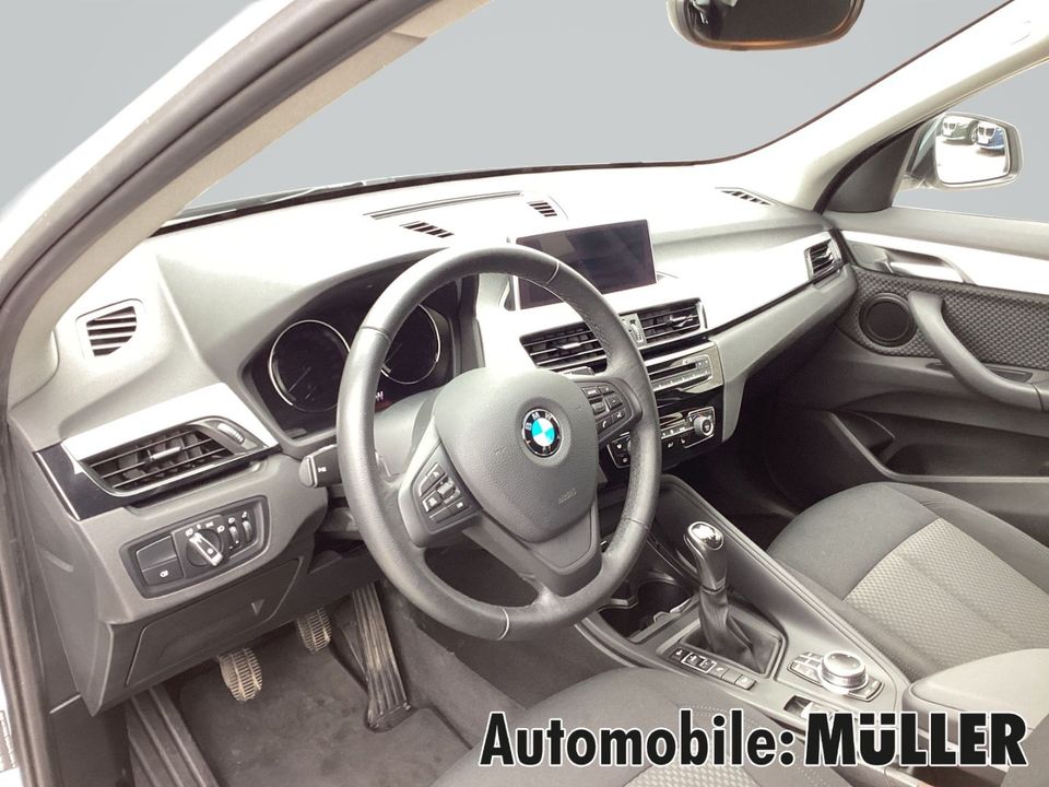 BMW X1 18d Allrad*Park-Assistent*Navi*LED*Kamera* in Leipzig