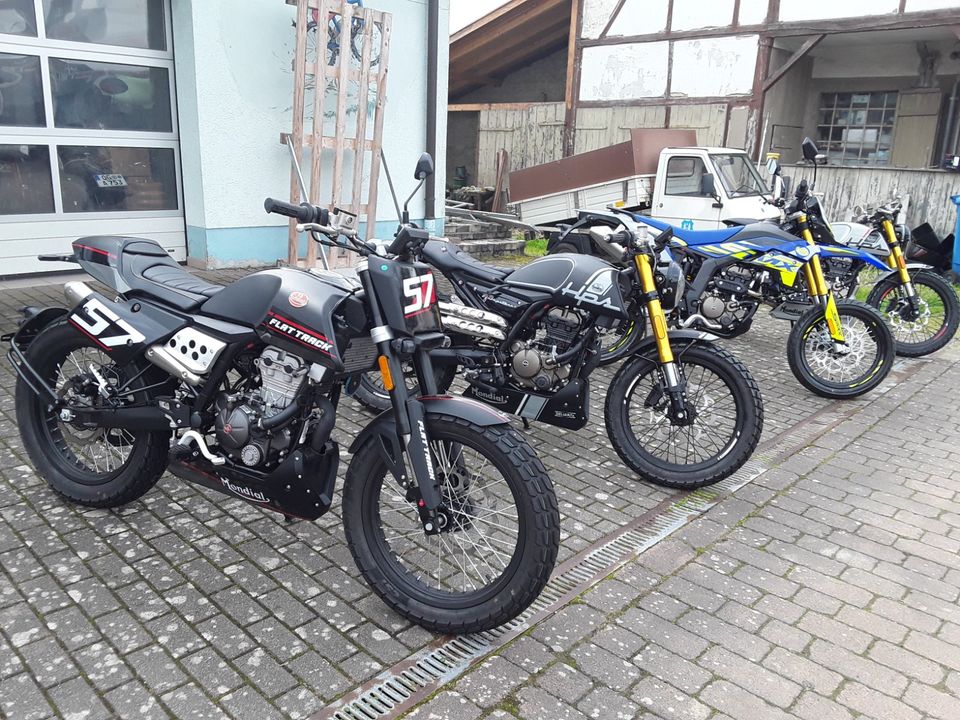 Mondial SMX 125i ABS in Schefflenz