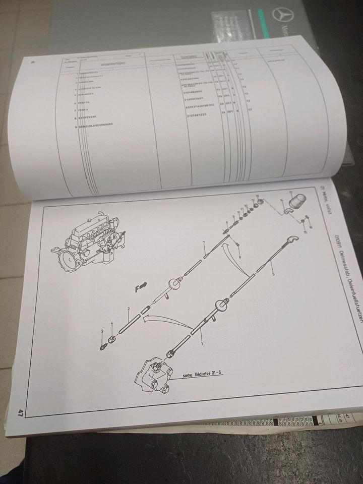 Handbücher Unimog 1300L in Linsengericht