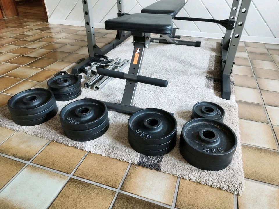 Hantelbank Home Gym Power Rack mit Gewichten in Minden