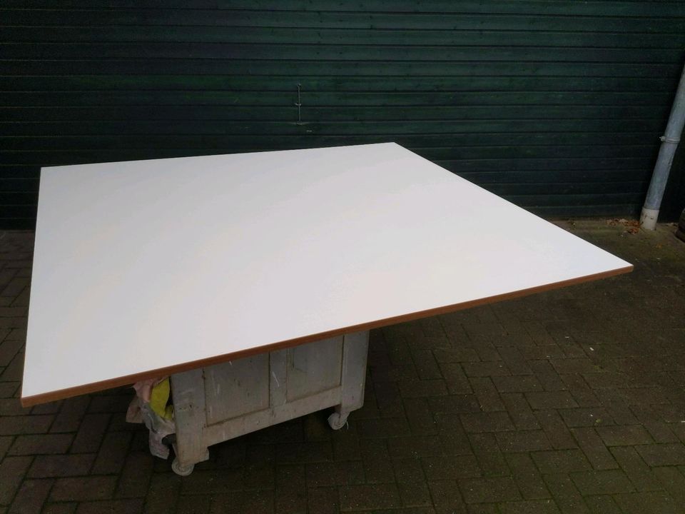 Tischplatte groß weiß 1,48m x 1,335m x 19 mm 2mm ABS Kante in Hilter am Teutoburger Wald