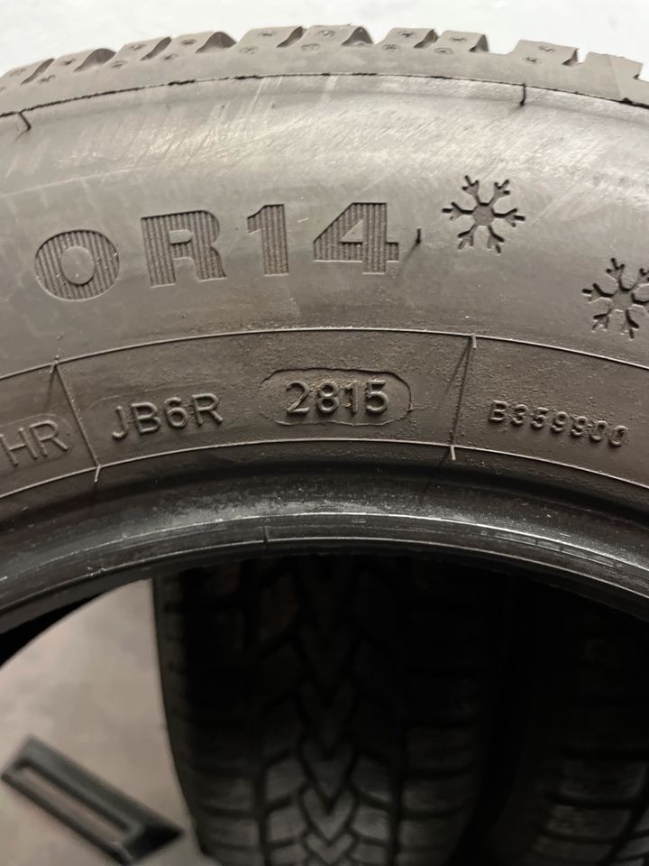 4x Winterreifen 175/70 R14 84T Dunlop Winter Response-2 in Düsseldorf