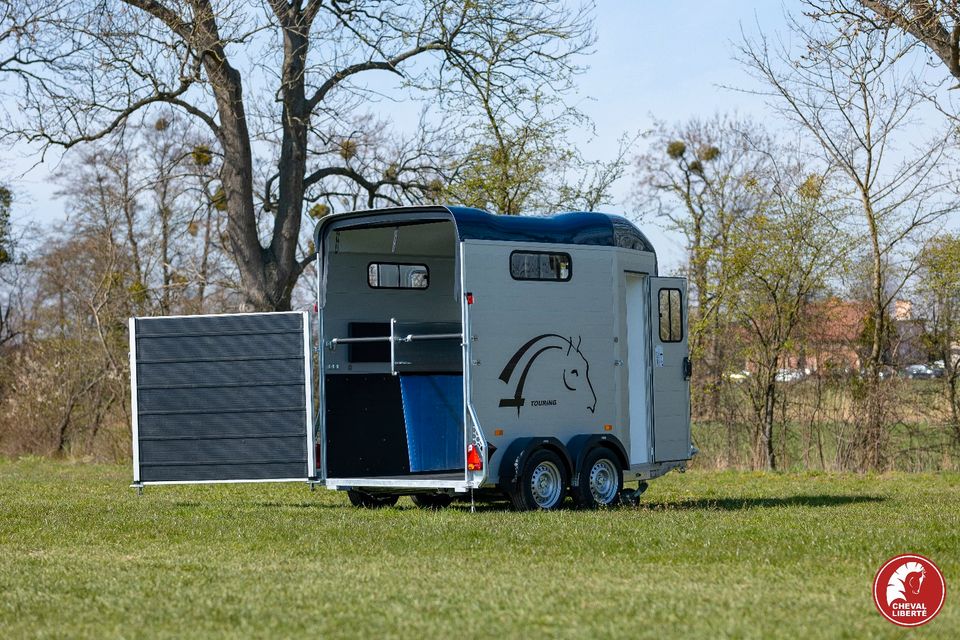 CHEVAL LIBERTÉ TOURING COUNTRY LUX Edition + Sattelkammer 2,6 to black in Michelstadt