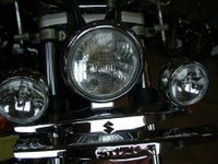 Leuchtbalken mit Lampen Suzuki VL Intruder 125 Niedersachsen - Cappeln (Oldenburg) Vorschau