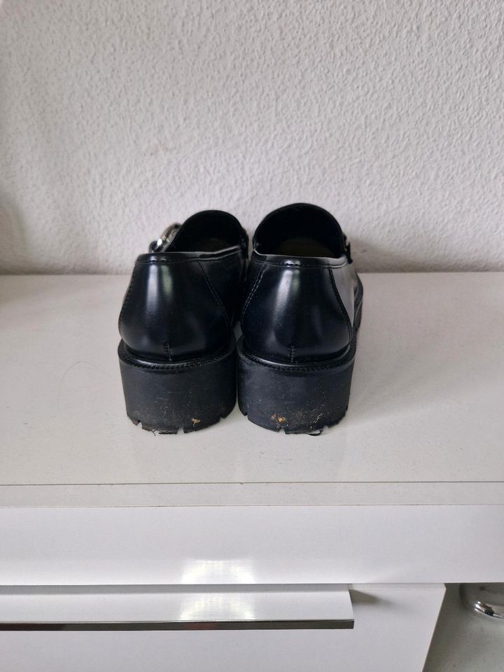 Loafer Mokassins Gr. 42 schwarz silber in Düsseldorf