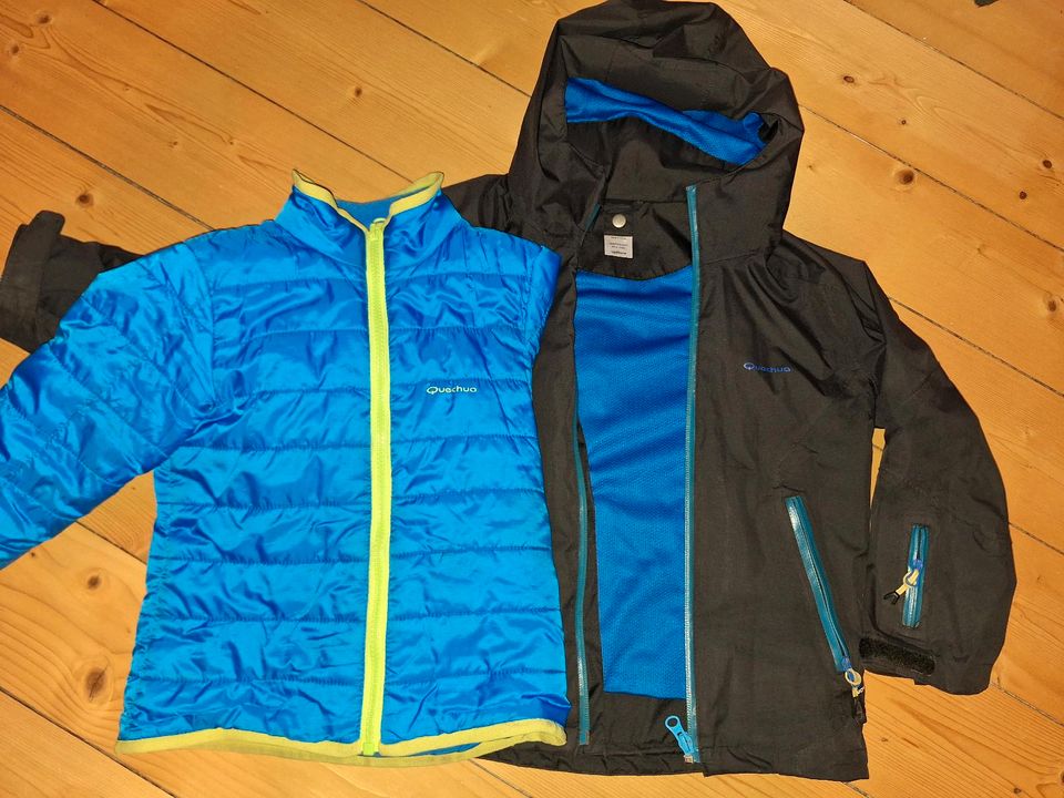 Quechua doppeljacke steppjacke regen schwarz blau 104 110 116  in Nienhagen