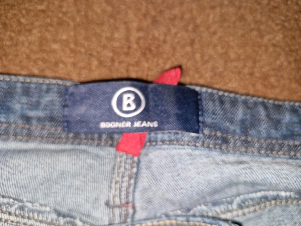Bogner Damen Jeans Gr. 40/L USA Größe 30 in Berlin