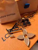 LOUIS VUITTON Taschenanhänger Taschenschmuck Bayern - Kösching Vorschau