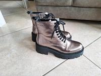 Tamaris Plateaustiefelette Metallic, Gr. 38 Nordrhein-Westfalen - Alsdorf Vorschau