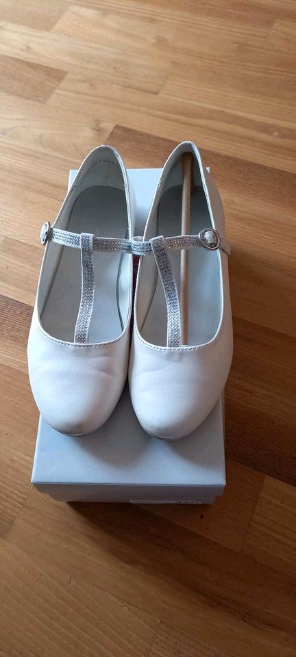 Festliche weiße Schuhe Gr 34 Ballerina in Fellbach