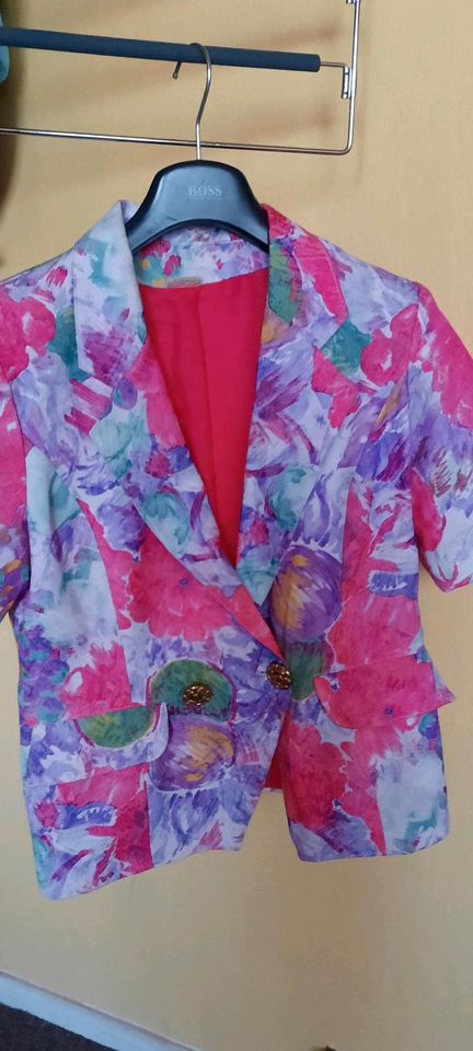 Kostüm, Blazer, Rock, Pulli,Sommerkostüm,Blumenblazer in Genthin