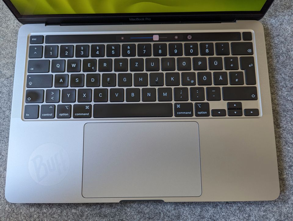 Apple MacBook Pro, 13" Space Grau aus 2020 in Wesseling