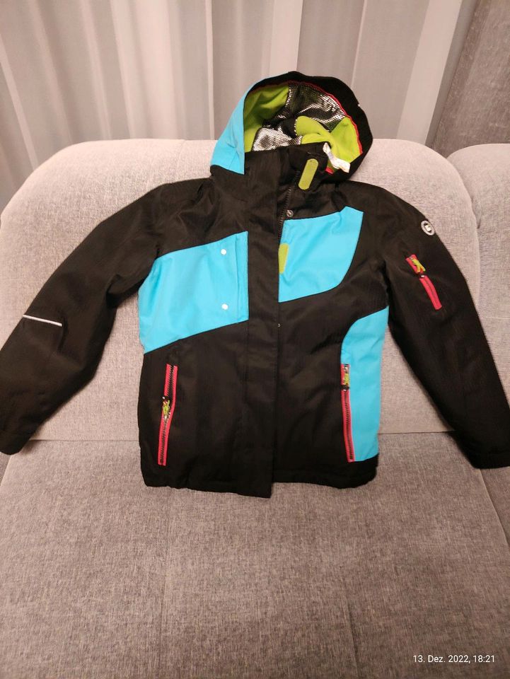 Ski Jacke von Killtec in der Gr.140 in Halsenbach