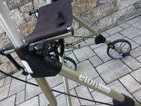Rollator Russka elan classic, champagnerfarben Hessen - Wetzlar Vorschau