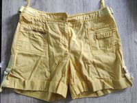 Comma Kurze Hose shorts Damen Gr. 38 gelb Bad Doberan - Landkreis - Elmenhorst/Lichtenhagen Vorschau
