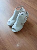 schöne Sommersandalen Baden-Württemberg - Fellbach Vorschau