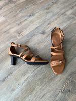 Tod‘s Sandalen Gr.38,5 Bayern - Essenbach Vorschau
