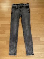 Dunkelgraue Jeans Hose von Oui mit Stretch Gr. 36 / 38 Altstadt-Lehel - München/Lehel Vorschau