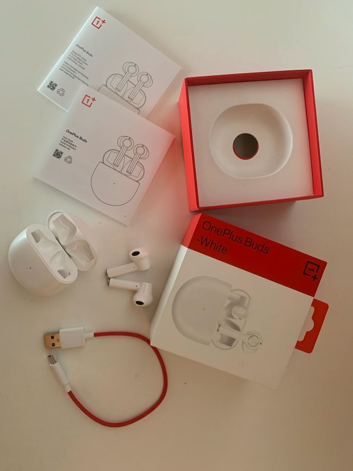 Ohrhöhrer OnePlus Buds white neu in Pfaffing