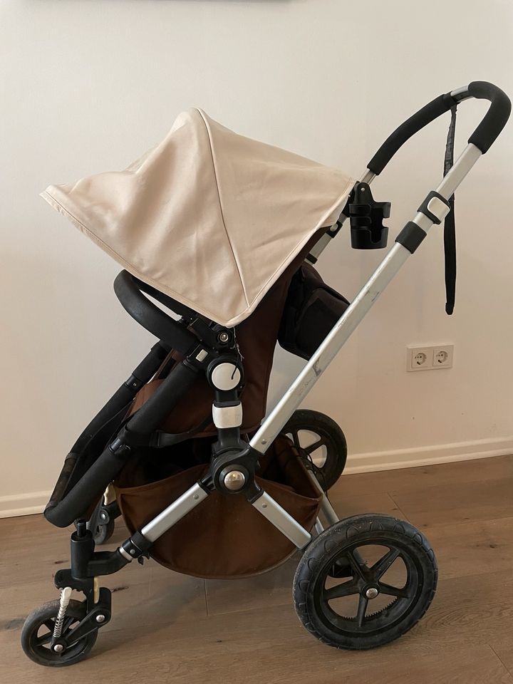 Bugaboo Chameleon 2 mit Maxi Cosi und viel Zubehör in Hamburg