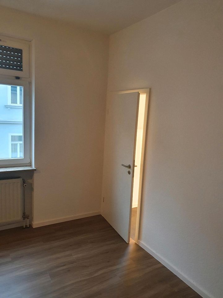 1 Zimmer Wohnung mit Küche und Bad in zentraler Lage in Erlangen