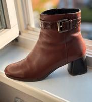 Elegante Damen-Stiefeletten aus Echtleder i Thüringen - Erfurt Vorschau