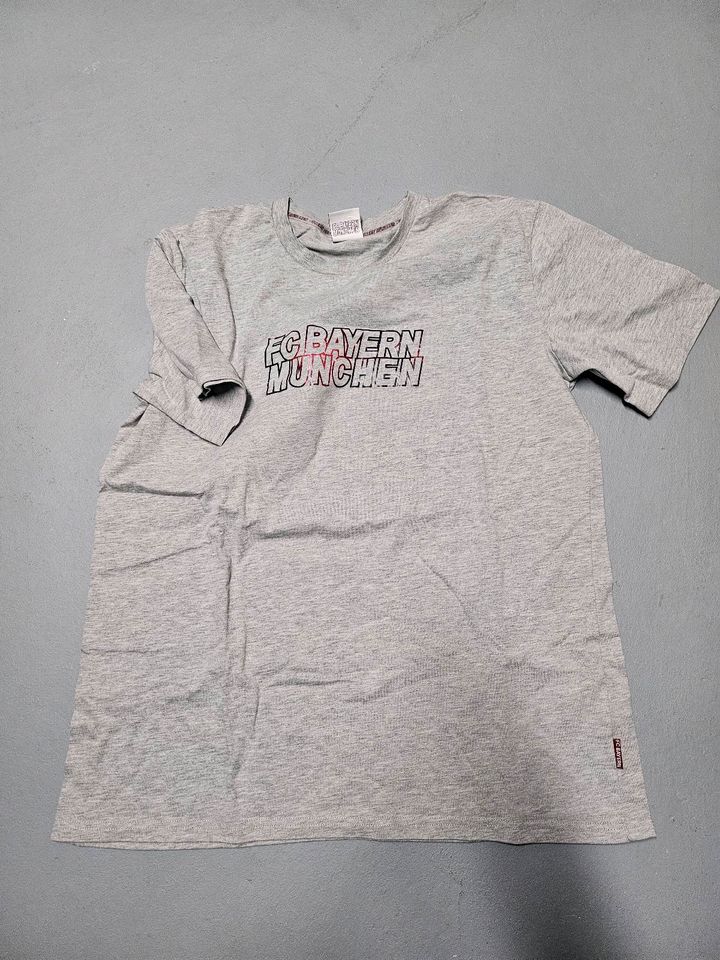 FC Bayern München Shirt 2xl Grau Herren in Pforzheim