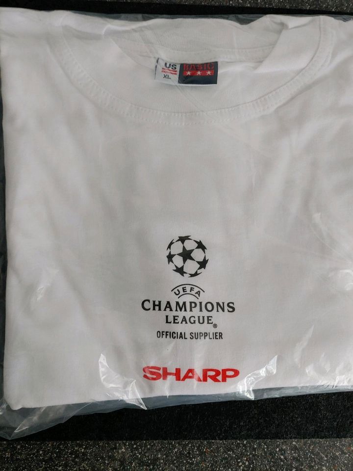 T - Shirt UEFA / SHARP Sponsoring, incl. Versand, NEU, OVP in Arnsberg
