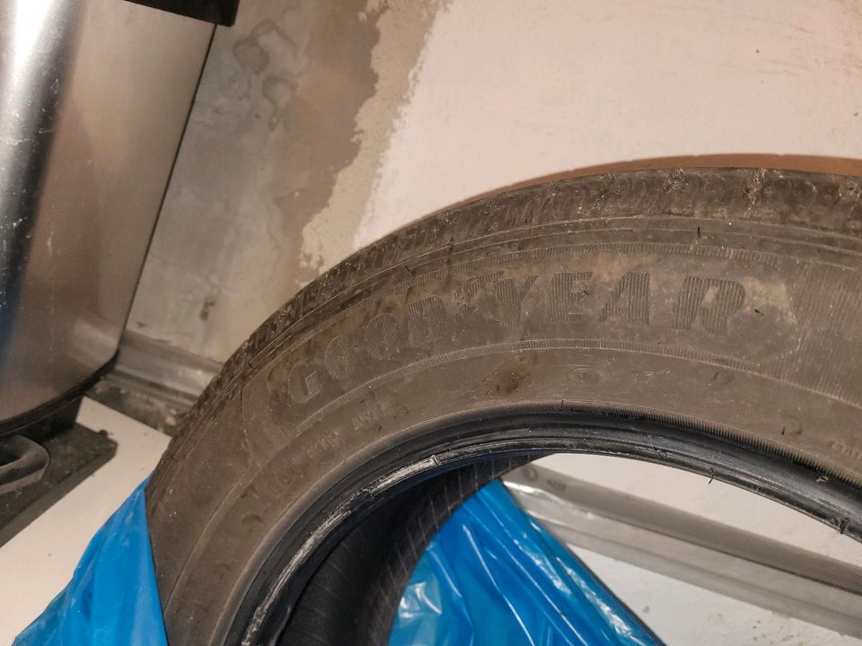 Sommerreifen Goodyear Efficientgrip Cargo 215/60 R17C 109/107H in Rostock