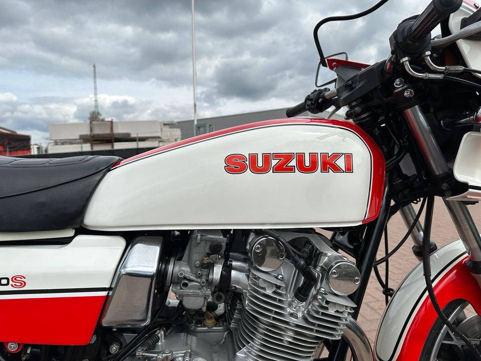 Suzuki GS1000S Wes Cooley in Moers