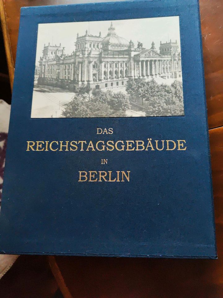 Das Reichstagsgebäude in Berlin, Buch im Leinwandschuber in Gerstetten