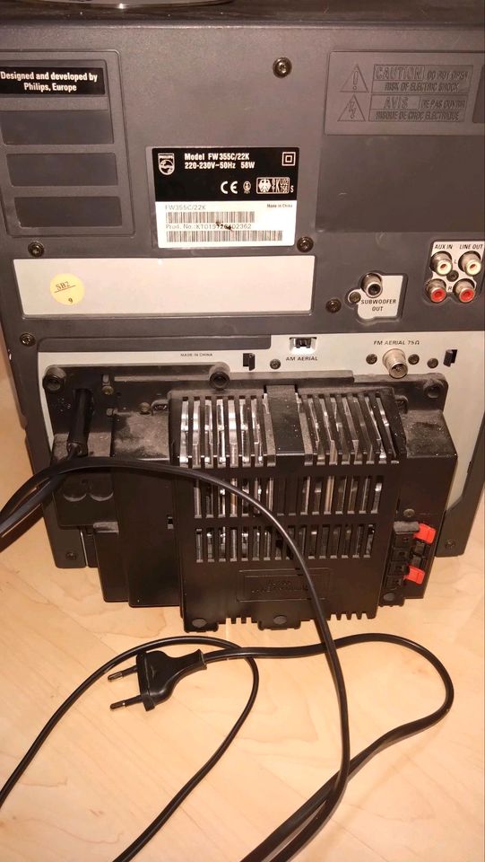 Philips Kompakt Stereoanlage FW 355C mit 3-fach-CD-Wechsler in Schlüchtern
