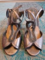 Pumps Absatzschuhe Sandalen Gr. 39 Buffalo Glitzer Niedersachsen - Langenhagen Vorschau