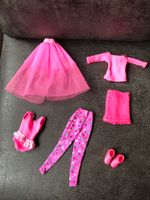 Barbie Kleidung Badeanzug Pet Doctor Gymnast Boots Pink 90er Baden-Württemberg - Friedrichshafen Vorschau