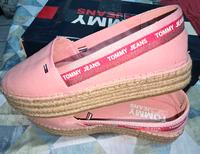 Tommy Hilfiger gr 41 Sommer Schuhe  Neu Nordrhein-Westfalen - Werl Vorschau