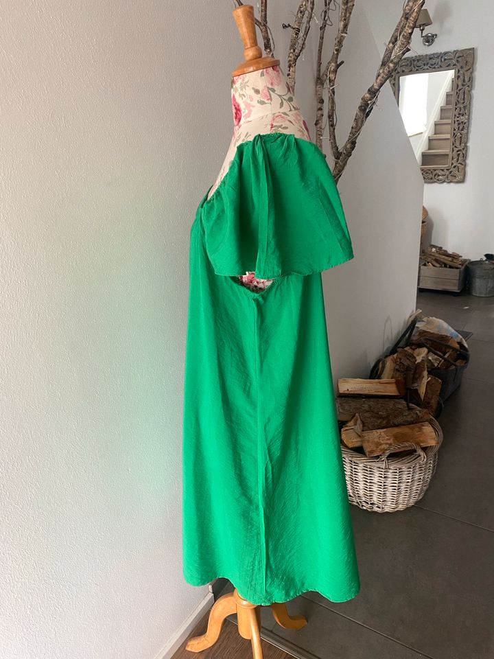 Vero Moda Sommerkleid Grün Flügelärmel XXL 44 in Reinthal