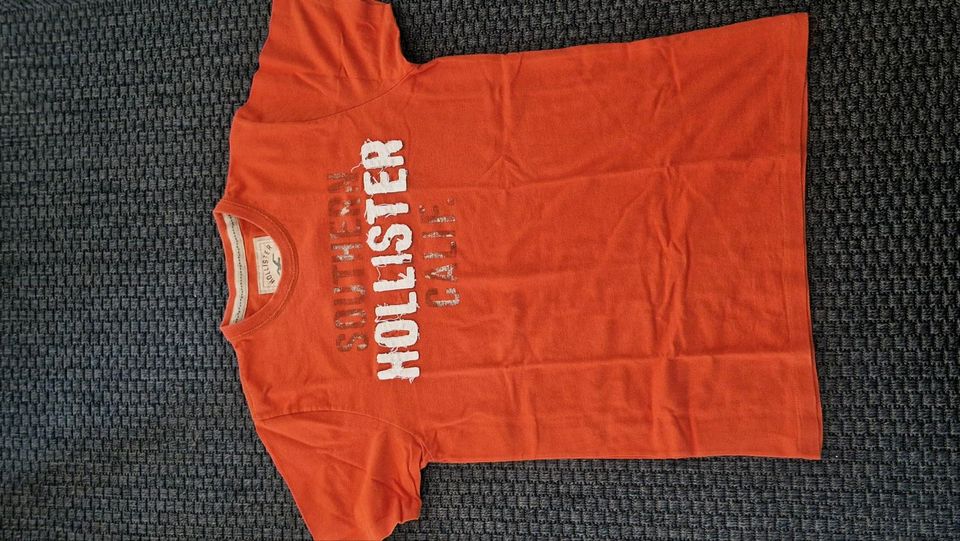 Herren t-shirt in Königsbach-Stein 