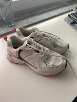 Damen Sneaker neuwertig Nordrhein-Westfalen - Dorsten Vorschau