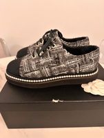 Chanel Tweed Schnürschuhe 37,5 Schwarz Grau Damen Schuhe TOP!!! Berlin - Steglitz Vorschau