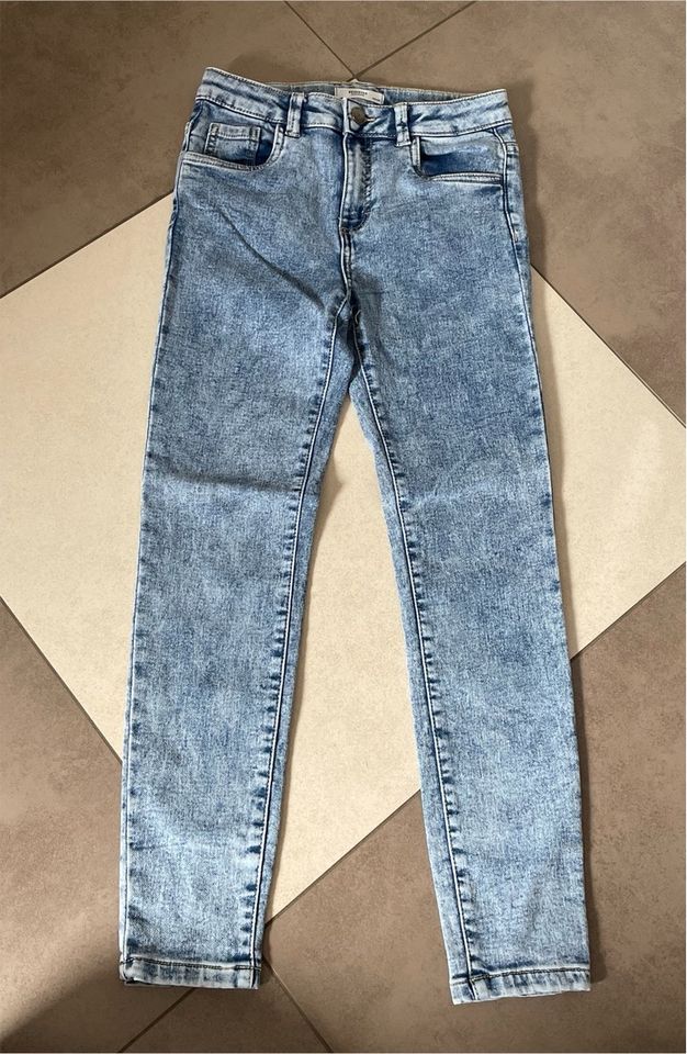 Jeans Reserved Gr. 152 Mädchen, hellblau, wie neu! in Limbach-Oberfrohna