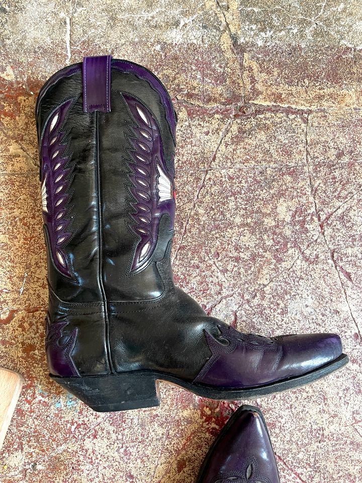 Sendra Boots Westernstiefel Cowboystiefel lila schwarz in Stuttgart