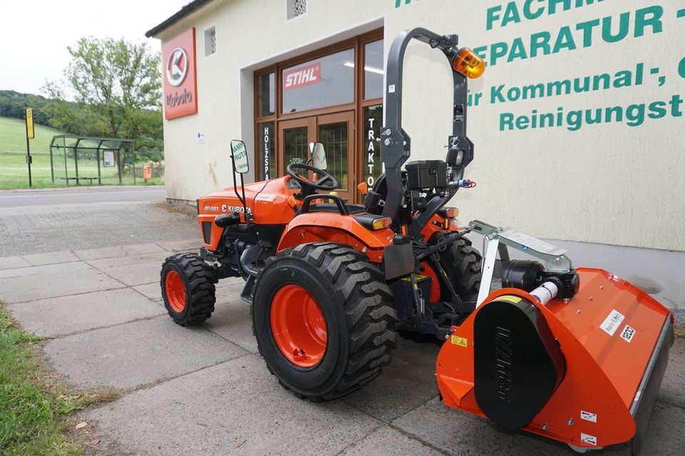 Kubota EK1-261 Allradtraktor mit Industriebereifung breit in Kreischa