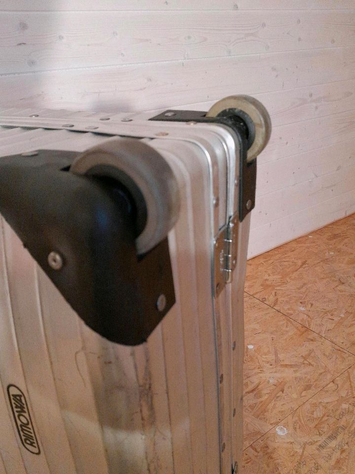 Rimowa Aluminium Koffer Reisekoffer Rollkoffer Lebenszeitgarantie in Ranstadt