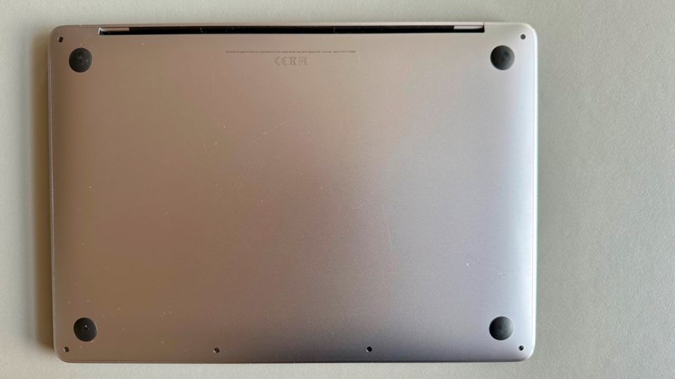 MacBook PRO 13,3" M1 / 16 RAM / 2 TB Festplatte in Berlin