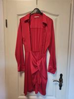 Satinwickelkleid von Guess Größe 36 Saarland - Riegelsberg Vorschau